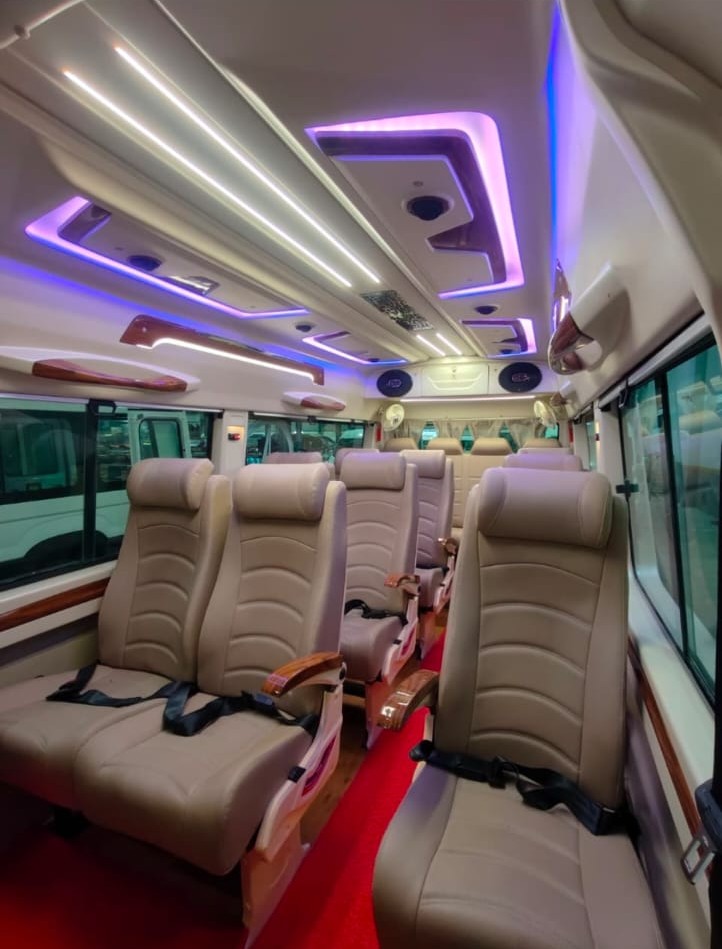 12 Seater Traveller view 3